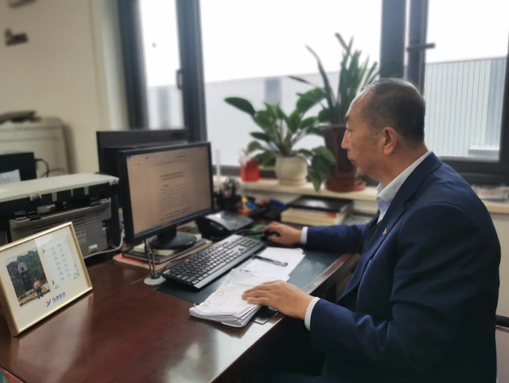 2021年度“泓源榜样” 揭晓(图6) 2021年度“泓源榜样” 揭晓(图6)